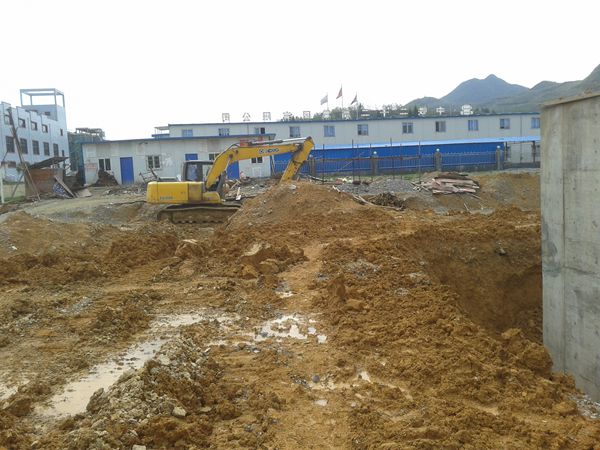 1535091642421711.jpg 201404122.jpg